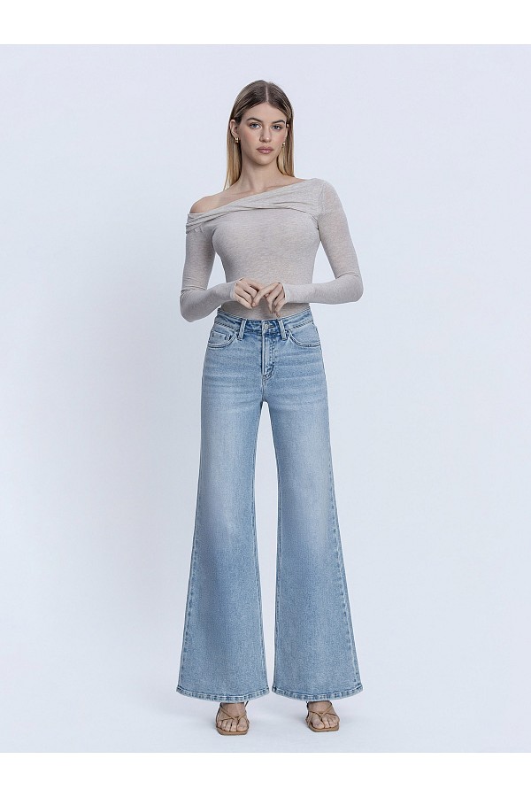 HIGH RISE LIGHT WASH VINTAGE FLARE ...